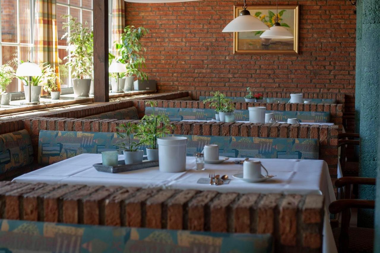 Schlueter Hotel & Restaurant Wankendorf Экстерьер фото