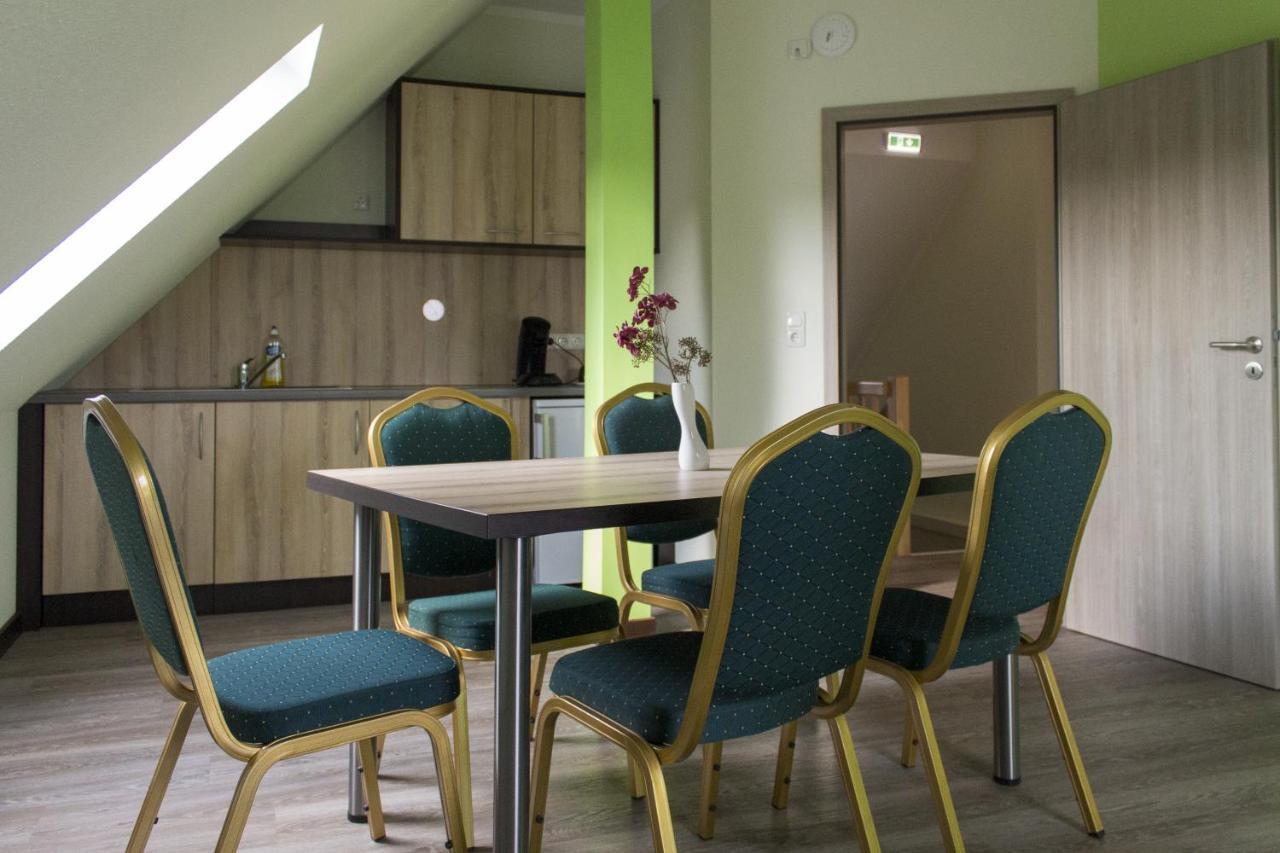 Schlueter Hotel & Restaurant Wankendorf Экстерьер фото