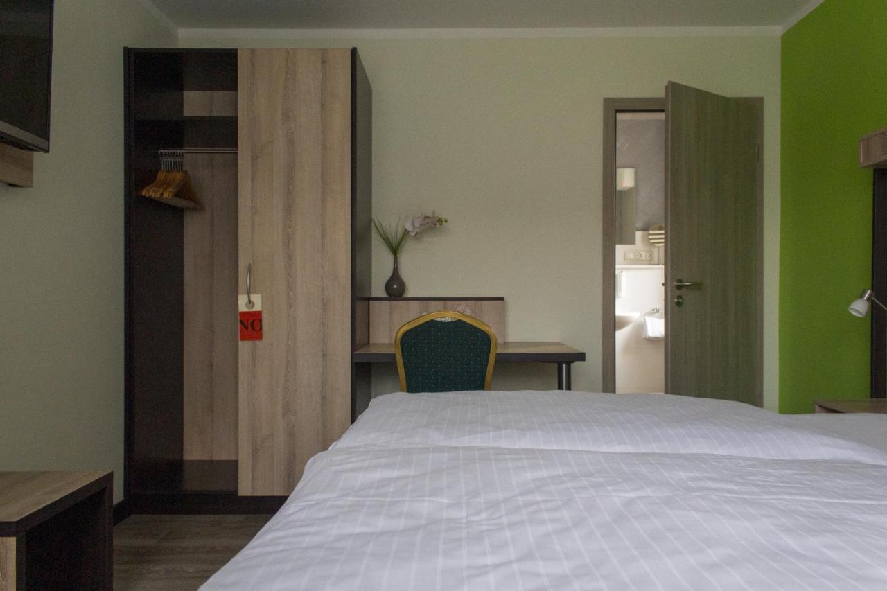 Schlueter Hotel & Restaurant Wankendorf Экстерьер фото